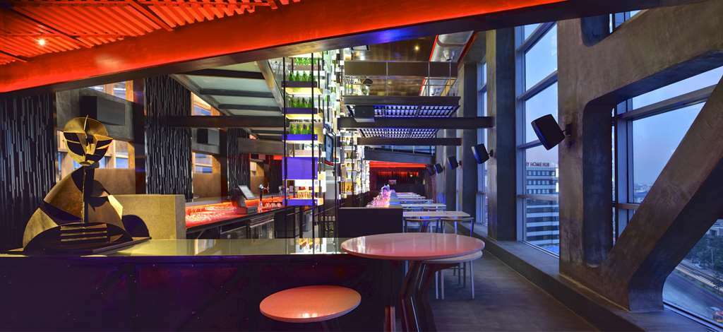 Avasa Hotel Hyderabad Restaurant foto
